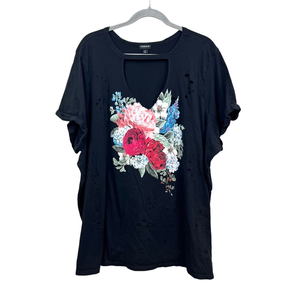 Torrid Womens T Shirt Floral V Neck Stretch Distressed Cut Outs Black Plus Sz 5*